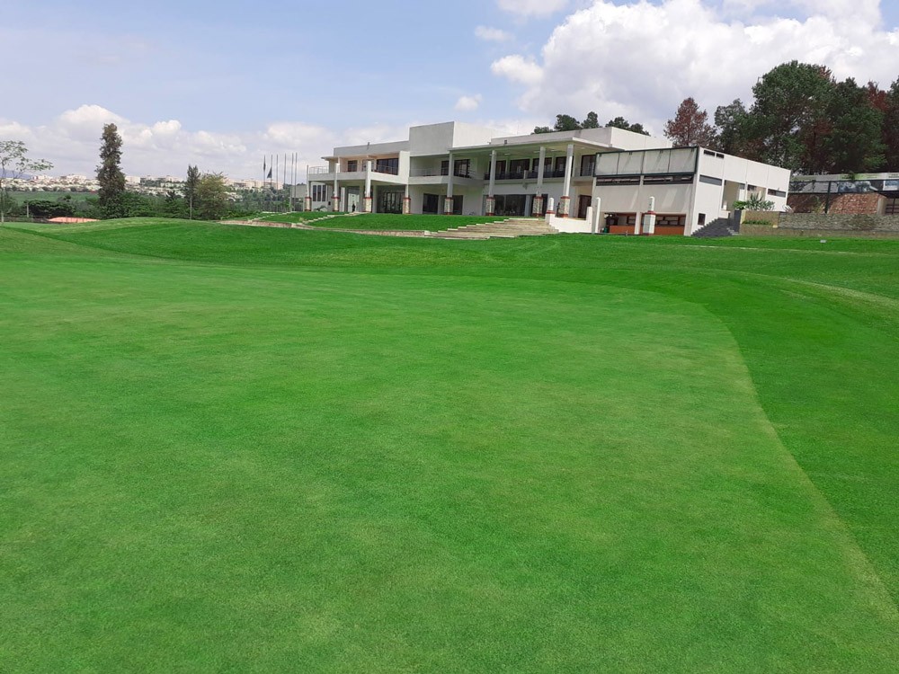 Kigali Golf clubhouse and city view